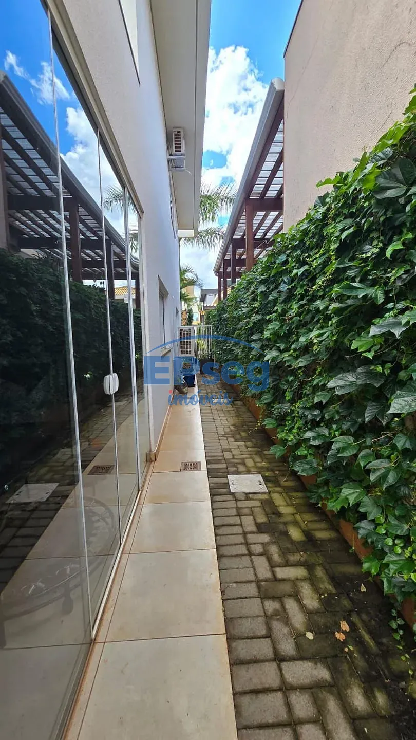 Casa, 3 quartos, 219 m² - Foto 33