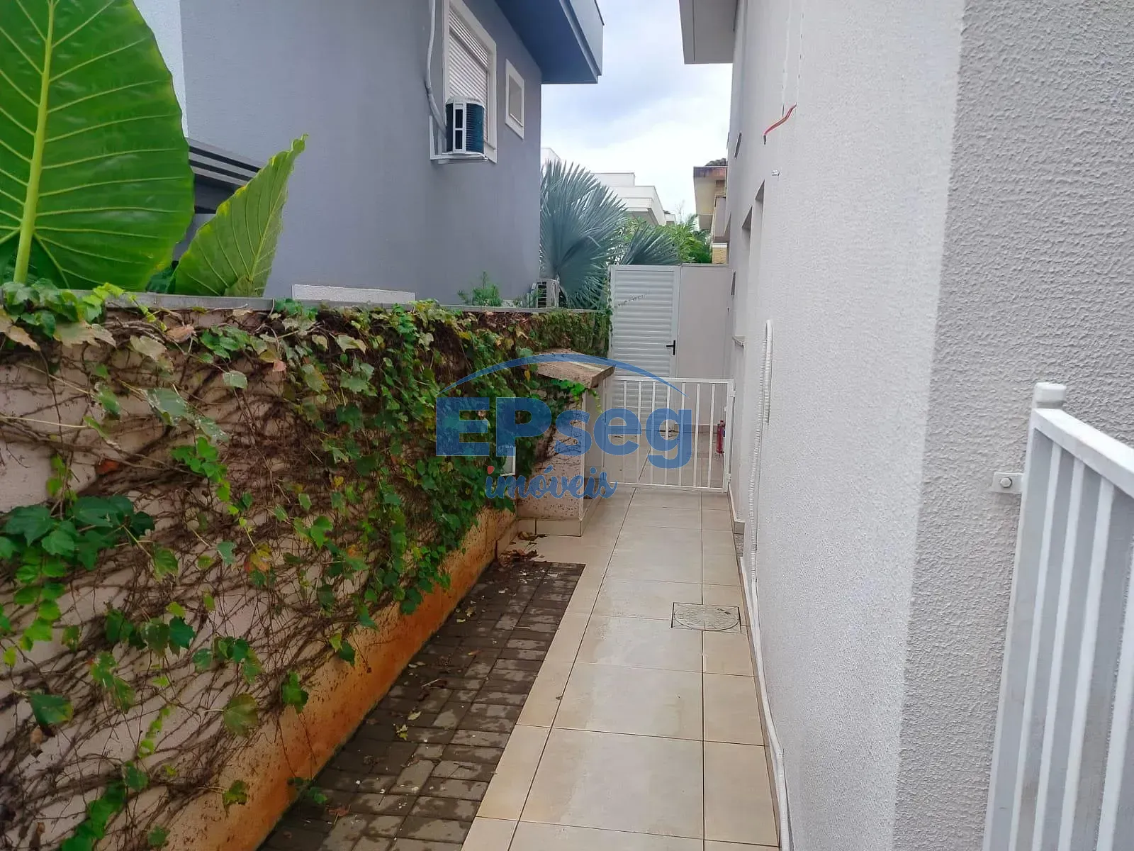 Casa, 3 quartos, 219 m² - Foto 31