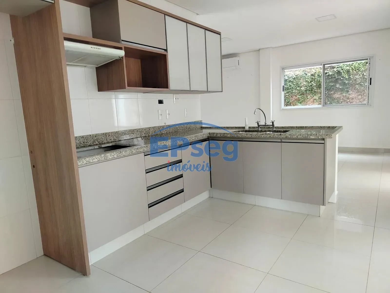 Casa, 3 quartos, 219 m² - Foto 4
