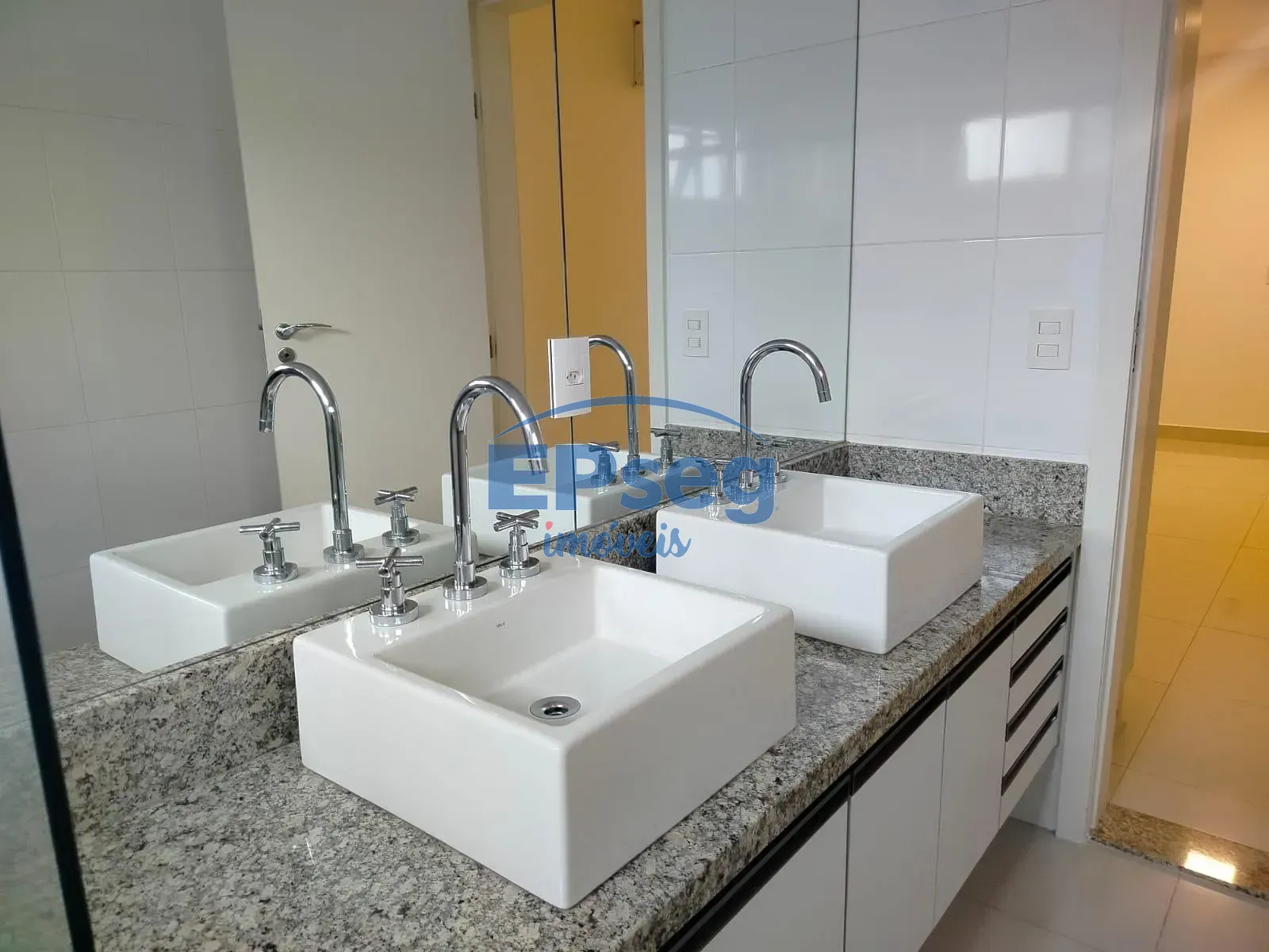 Casa, 3 quartos, 219 m² - Foto 17