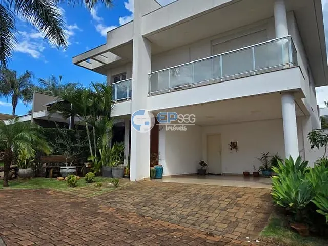 Casa com 374m² 3 quartos e 4 banheiros, para alugar, no bairro Esperança em Londrina