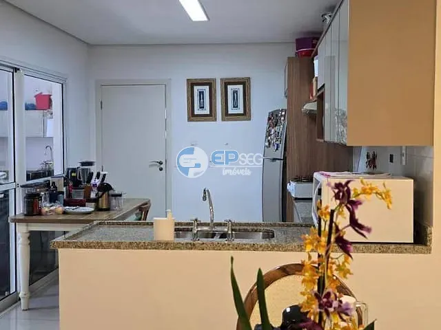 Casa com 374m² 3 quartos e 4 banheiros, para alugar, no bairro Esperança em Londrina