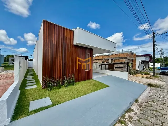 Casa 3 quartos e 3 banheiros, à venda, no bairro Centro em Ananindeua