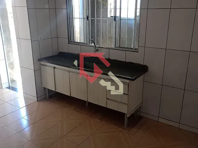 Casa 1 quarto e 1 banheiro, para alugar, no bairro Jardim Zaira em Mauá