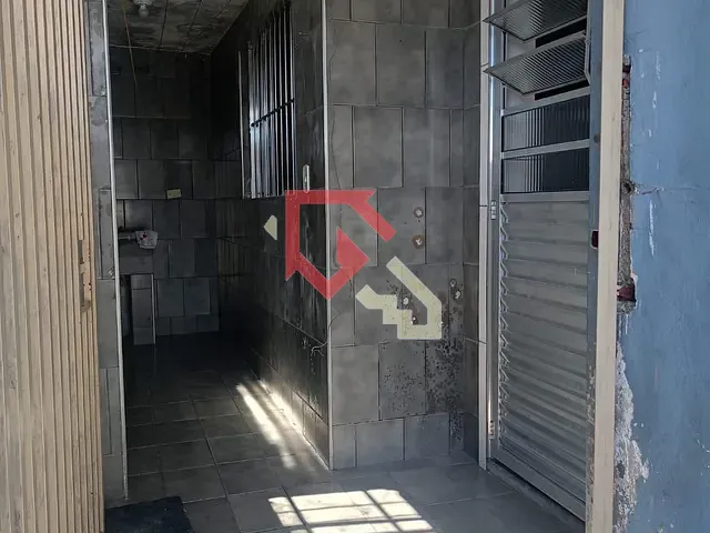 Casa 1 quarto e 1 banheiro, para alugar, no bairro Jardim Zaira em Mauá