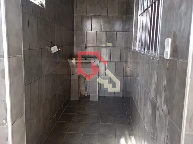 Casa 1 quarto e 1 banheiro, para alugar, no bairro Jardim Zaira em Mauá