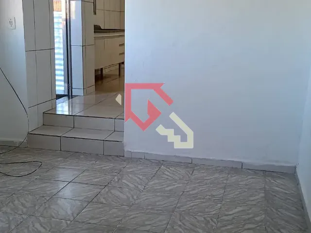 Casa 1 quarto e 1 banheiro, para alugar, no bairro Jardim Zaira em Mauá