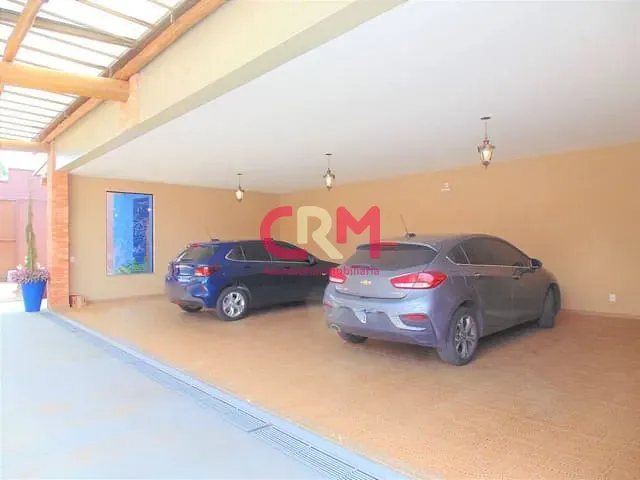 Casa com 1080m² 3 quartos e 4 banheiros, à venda, no bairro Parque Residencial Laranjeiras II em Taquaritinga