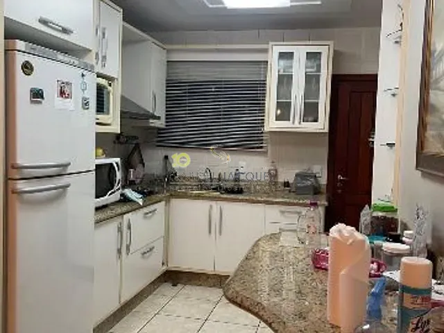 Casa com 450m² 3 quartos e 2 banheiros, à venda, no bairro Pedra Branca em Palhoça