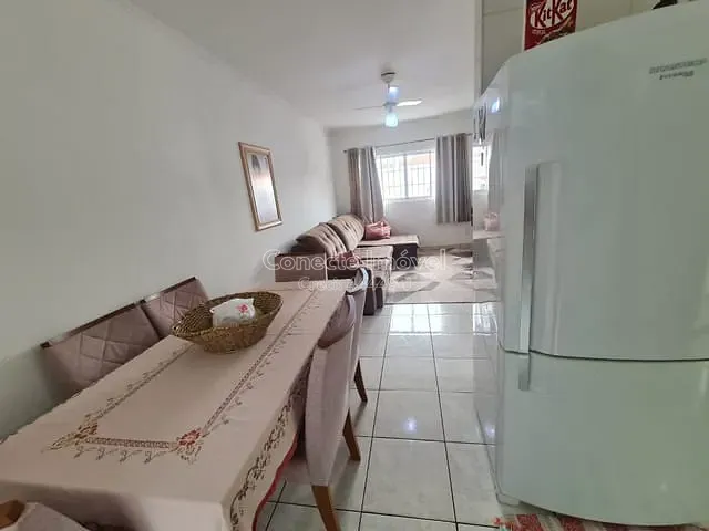 Casa com 250m² 3 quartos e 2 banheiros, à venda, no bairro Residencial dos Imigrantes em Holambra
