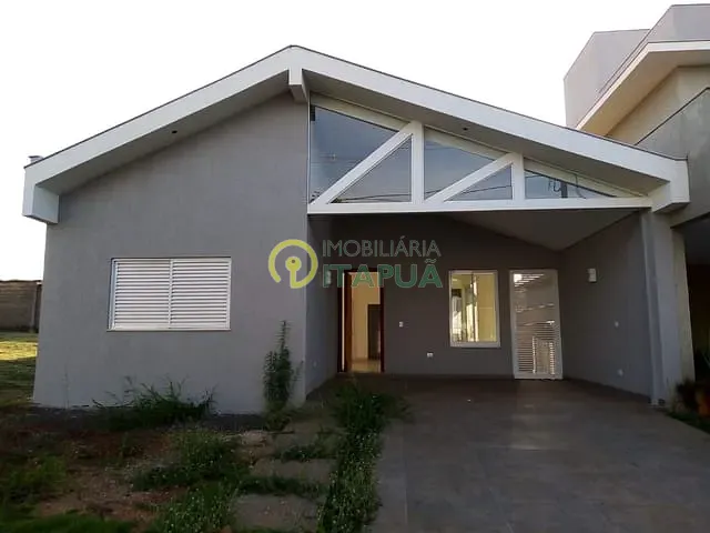 Casa com 250m² 3 quartos e 2 banheiros, à venda, no bairro Jardim Montecatini em Londrina