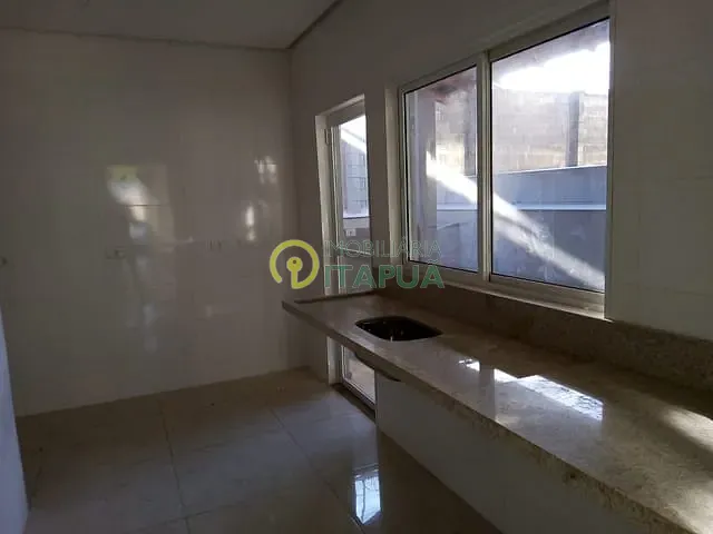 Casa com 250m² 3 quartos e 2 banheiros, à venda, no bairro Jardim Montecatini em Londrina