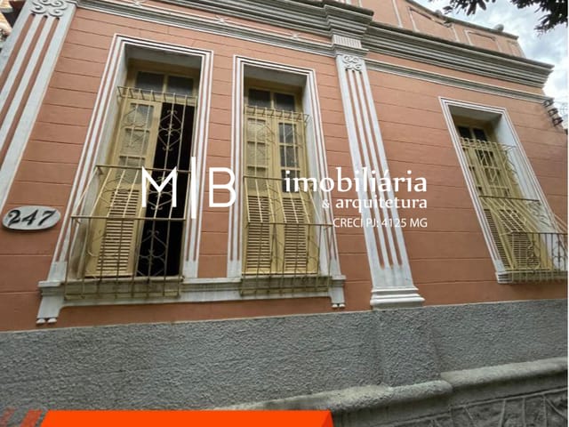 Casa com 724m² 4 quartos e 1 banheiro, à venda ou para alugar, no bairro CENTRO em CATAGUASES
