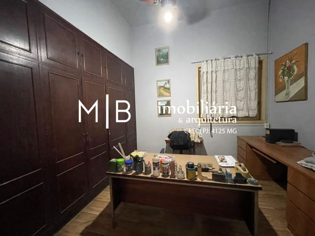 Casa com 724m² 4 quartos e 1 banheiro, à venda ou para alugar, no bairro CENTRO em CATAGUASES
