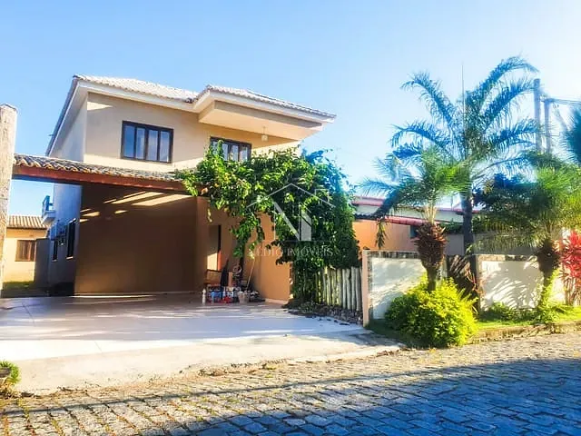 Casa com 360m² 5 quartos e 2 banheiros, à venda, no bairro São José do Imbassaí em Maricá