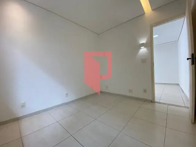 Casa com 400m² 7 quartos e 3 banheiros, à venda, no bairro Aparecida em Belo Horizonte