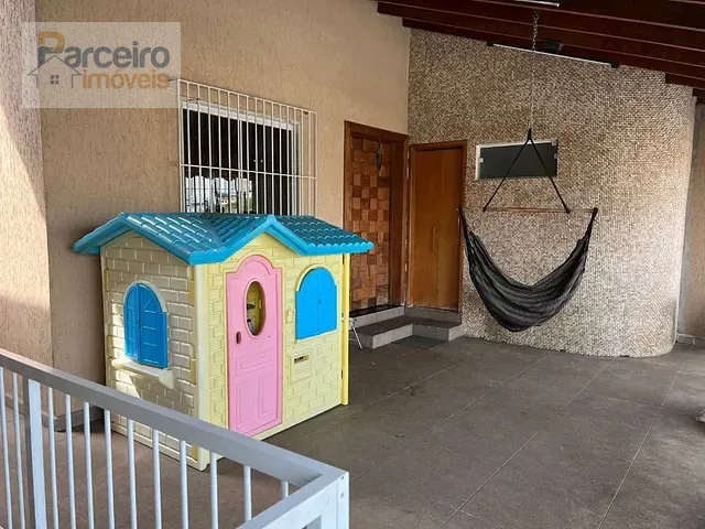 Casa 3 quartos e 3 banheiros, à venda, no bairro Vila Carrão em São Paulo