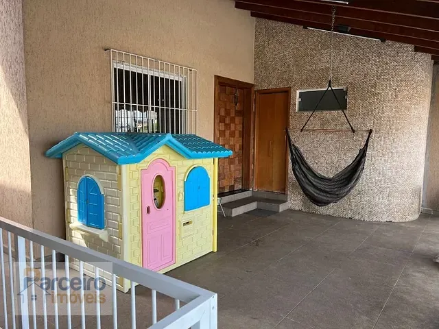 Casa 3 quartos e 3 banheiros, à venda, no bairro Vila Carrão em São Paulo