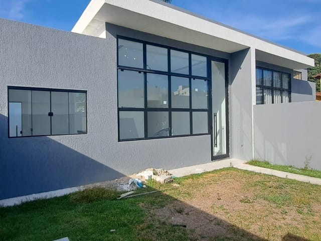 Casa 3 quartos e 3 banheiros, à venda, no bairro Extensão do Bosque em Rio das Ostras