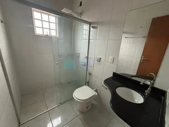 Casa 3 quartos e 2 banheiros, à venda, no bairro Monsenhor Souza em Catalão