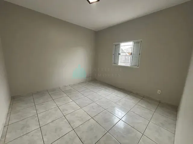 Casa 3 quartos e 2 banheiros, à venda, no bairro Monsenhor Souza em Catalão