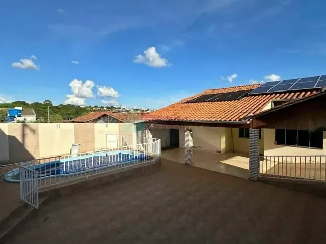Casa 3 quartos e 2 banheiros, à venda, no bairro Monsenhor Souza em Catalão