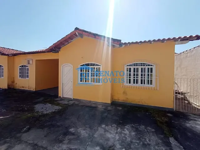 Casa 2 quartos e 1 banheiro, para alugar, no bairro Centro em Maricá
