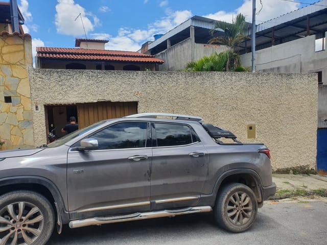 Casa com 200m² 4 quartos e 1 banheiro, à venda, no bairro Nacional em Contagem