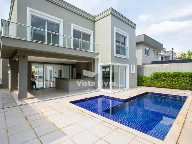 Casa com 470m² 4 quartos e 6 banheiros, à venda, no bairro Alphaville em Santana de Parnaíba