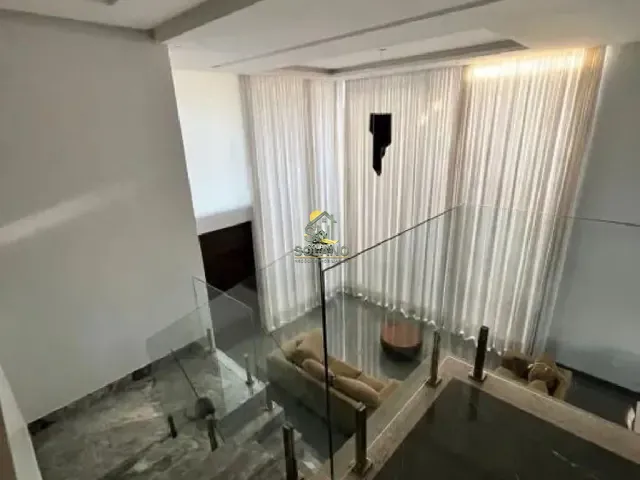 Casa com 383m² 4 quartos e 5 banheiros, à venda, no bairro Condomínio do Lago em Goiânia
