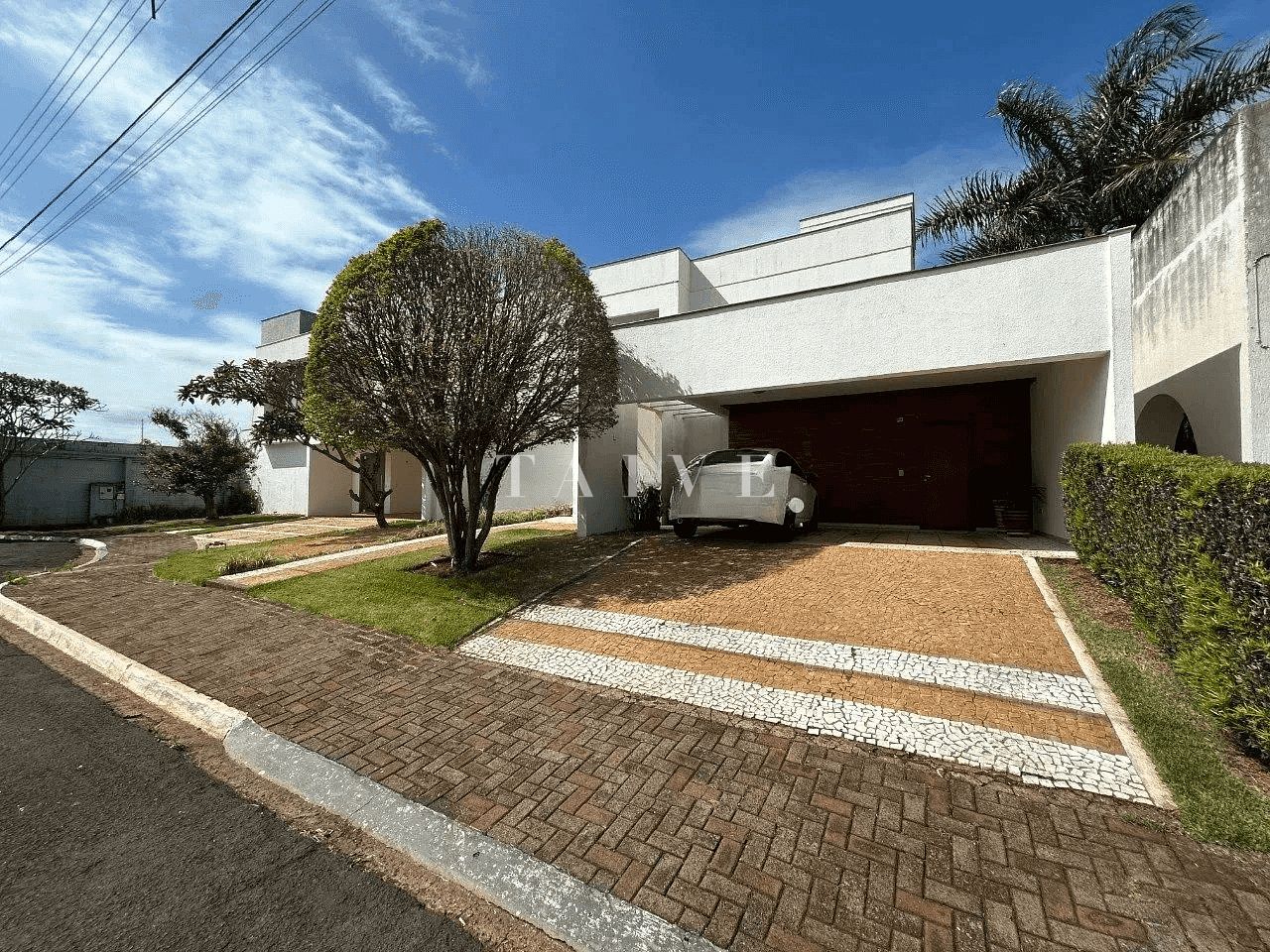 Casa, 3 quartos, 265 m² - Foto 1