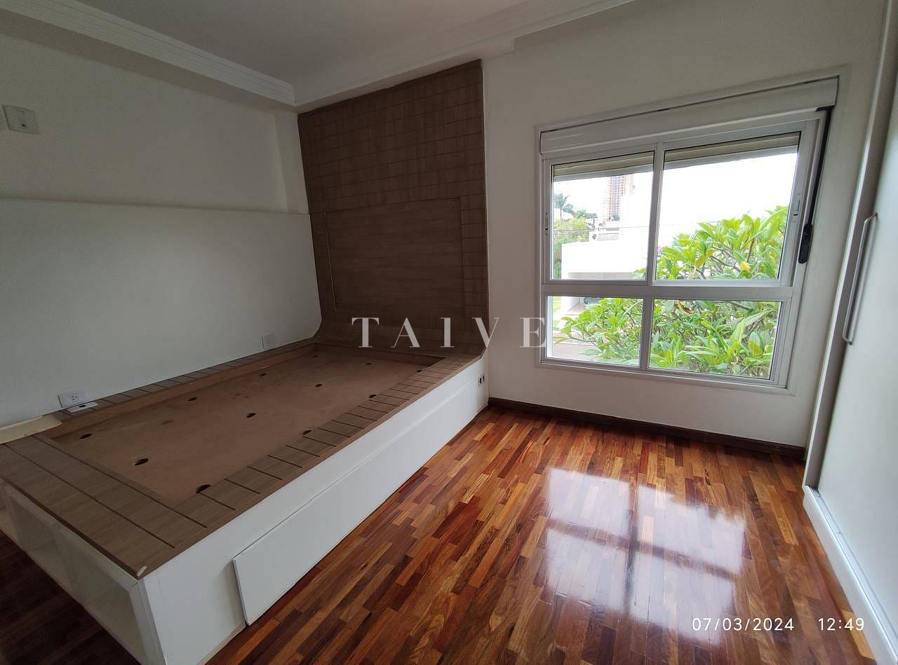 Casa, 3 quartos, 265 m² - Foto 18