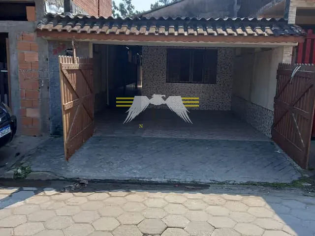 Casa com 125m² 2 quartos e 1 banheiro, à venda, no bairro Suarao em Itanhaém