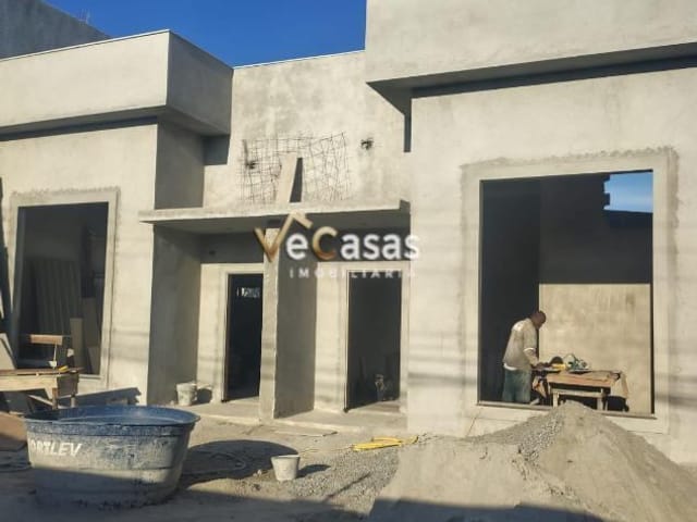 Casa com 90m² 3 quartos e 2 banheiros, à venda, no bairro Condomínio Porto Seguro em Rio das Ostras