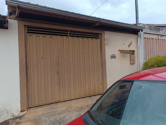 Casa com 275m² 3 quartos e 1 banheiro, à venda, no bairro Jardim Américo em Cambuí