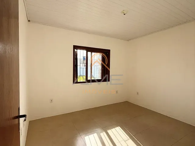 Casa 2 quartos e 1 banheiro, à venda, no bairro Três Vendas em Pelotas