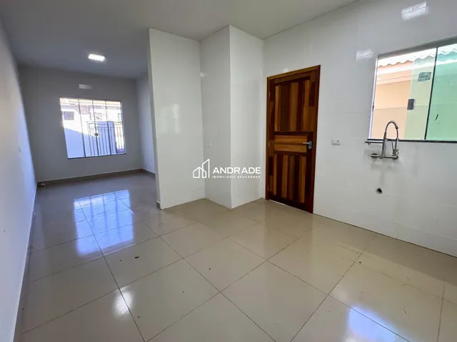 Casa com 138m² 3 quartos e 2 banheiros, à venda, no bairro Residencial Interlagos em Apucarana