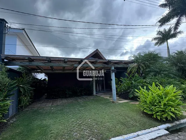 Casa 5 quartos e 6 banheiros, à venda, no bairro Jardim Acapulco em Guarujá