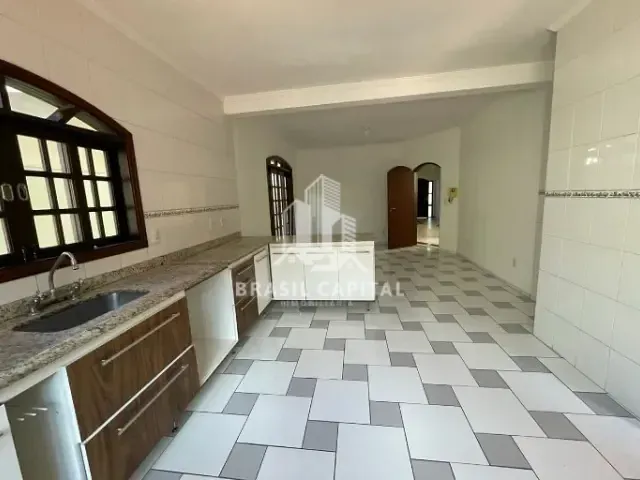Casa 4 quartos e 4 banheiros, à venda ou para alugar, no bairro Jardim Pagliato em Sorocaba