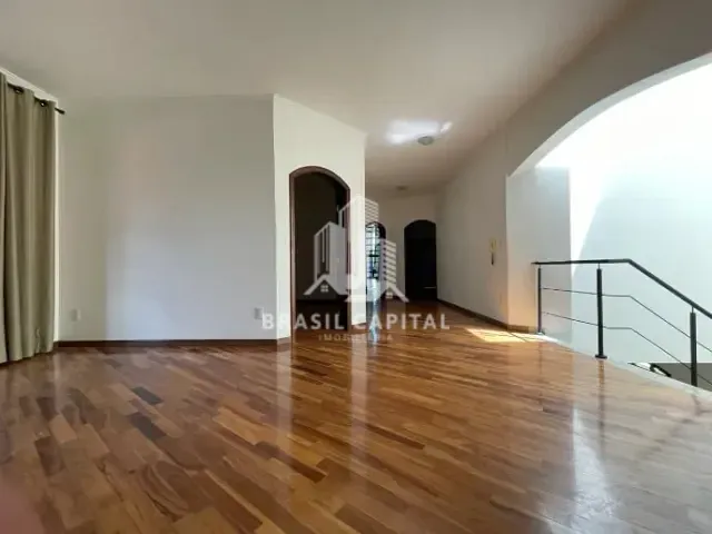 Casa 4 quartos e 4 banheiros, à venda ou para alugar, no bairro Jardim Pagliato em Sorocaba
