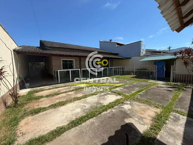 Casa 2 quartos e 1 banheiro, à venda, no bairro Jardim Atlântico Central (Itaipuaçu) em Maricá