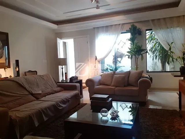 Casa com 434m² 3 quartos e 3 banheiros, à venda, no bairro Jardim Induberaba em Uberaba