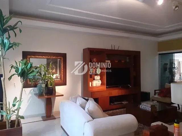 Casa com 434m² 3 quartos e 3 banheiros, à venda, no bairro Jardim Induberaba em Uberaba