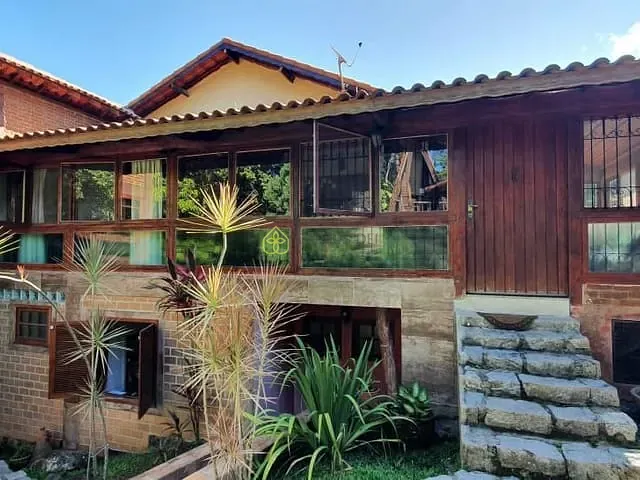 Casa com 1656m² 7 quartos e 6 banheiros, à venda, no bairro Vila Pinheiro em Itatiaia