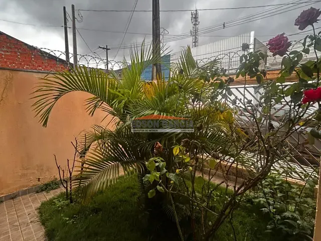Casa 3 quartos e 2 banheiros, para alugar, no bairro Parque São Bento em Sorocaba