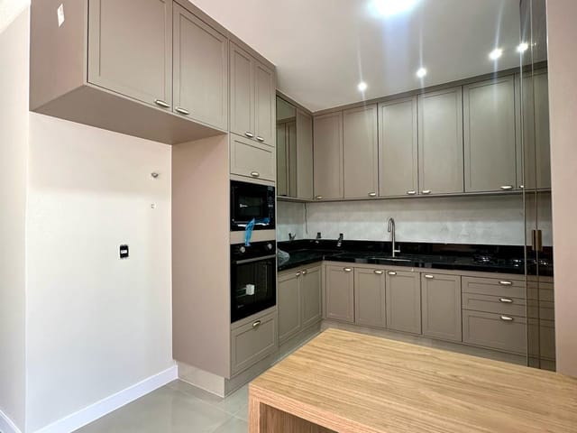 Casa com 400m² 3 quartos e 4 banheiros, à venda, no bairro Residencial Gaivota II em São José do Rio Preto