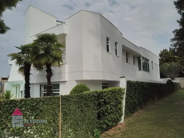 Casa com 1297m² 6 quartos e 3 banheiros, à venda, no bairro Alphaville em Barueri
