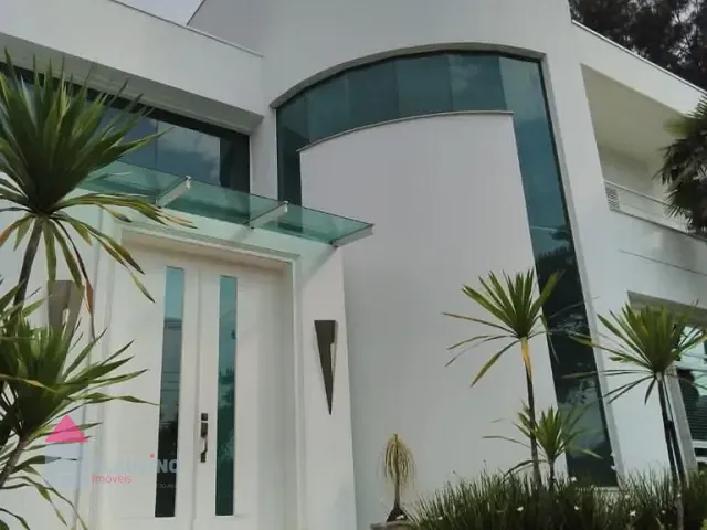 Casa com 1297m² 6 quartos e 3 banheiros, à venda, no bairro Alphaville em Barueri