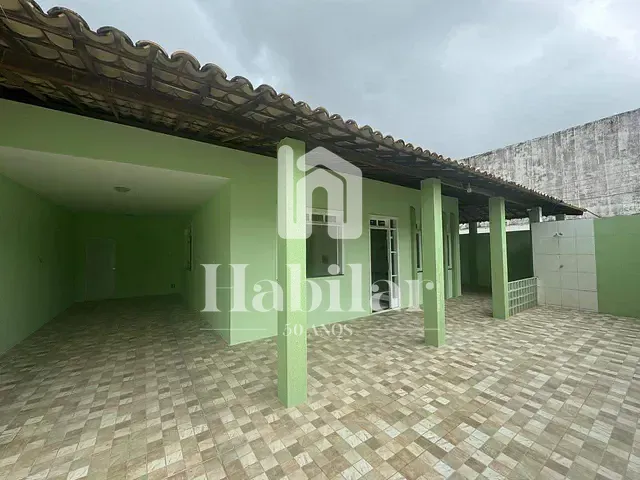 Casa 3 quartos e 4 banheiros, para alugar, no bairro Coroa do Meio em Aracaju