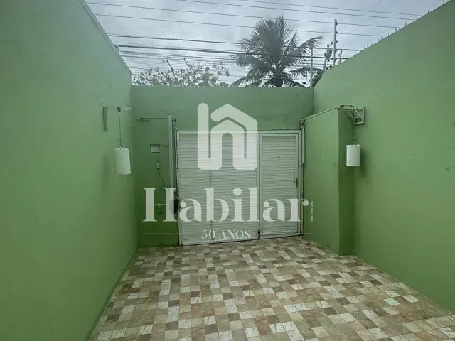 Casa 3 quartos e 4 banheiros, para alugar, no bairro Coroa do Meio em Aracaju